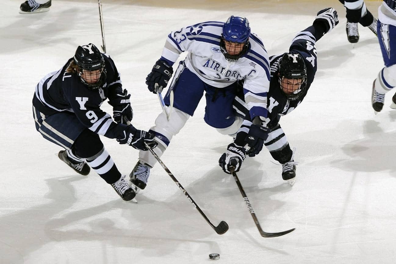 Hockey Players: Develop Strong Hips for a Powerful Skating Stride